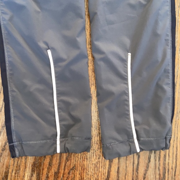 lululemon run right round pants - Picture 7 of 11